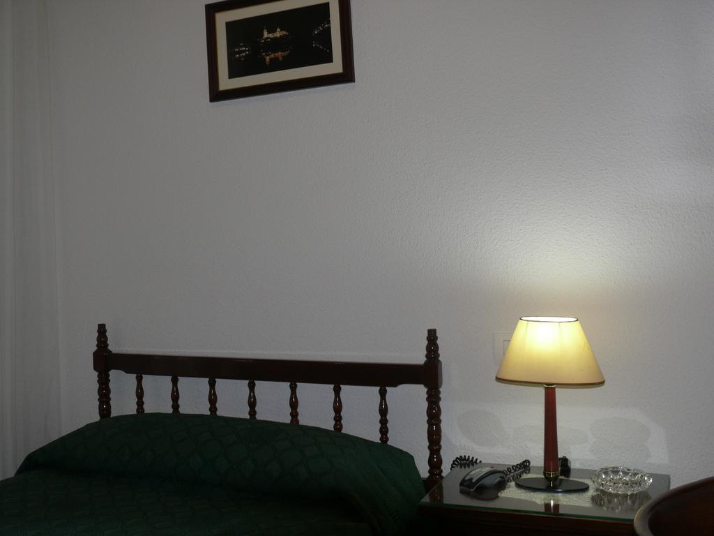 Hostal Navasfrias Salamanka Pokój zdjęcie