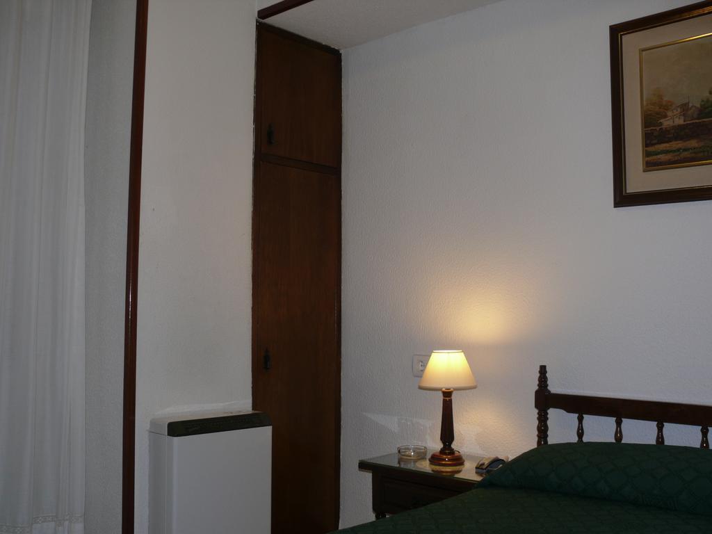 Hostal Navasfrias Salamanka Pokój zdjęcie